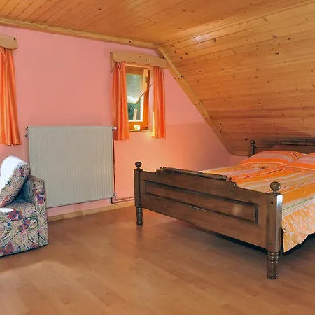 Hétvégi ház Tourist Farm Kunstek